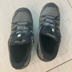 Junior Salomon hiking waterproof shoes